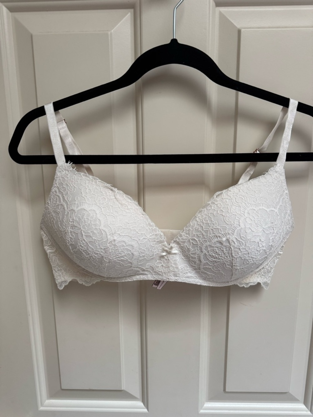 Victoria's Secret Dream Angels Padded No Wire Bra White Lace